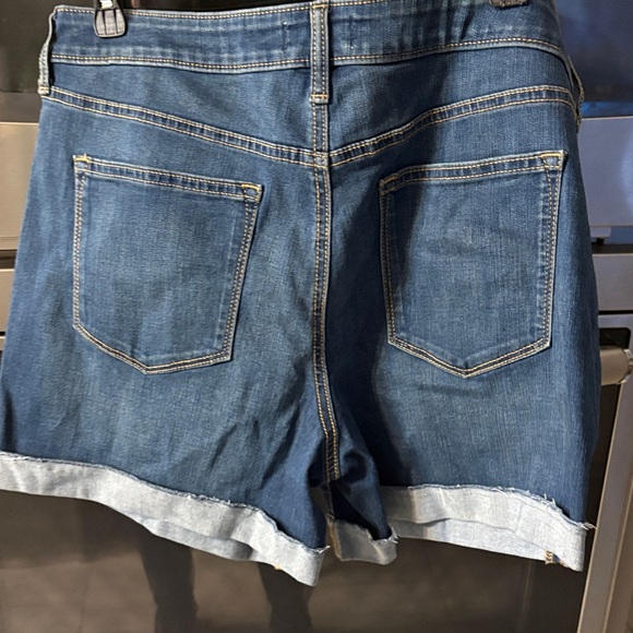 Sonoma Women's Dark Blue Jean Shorts - Picture 4 of 4